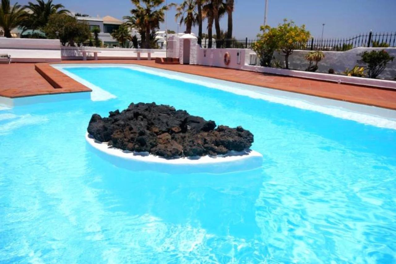 Casa Playa Los Pocillos In Puerto Del Carmen Puerto del Carmen  Exterior photo